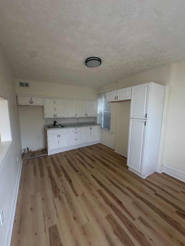 Photo - 215 S Aiken Ave Apartment