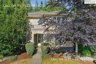 Building Photo - 2830 206th Terrace NE