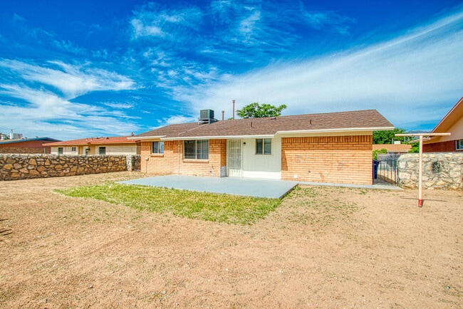 Foto del edificio - 10720 Mc Allen Pl