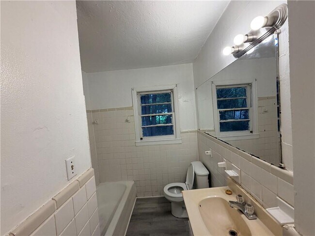 Foto del edificio - 1414 Daytona Dr
