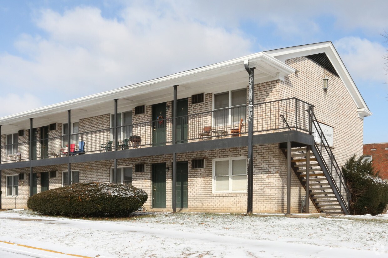 Carriage House Apartments Lexington, KY