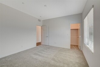 Building Photo - 206 Callen Falls Ave