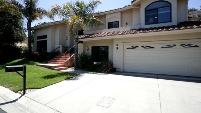 Foto del edificio - Beautiful tri level home in Grover Beach