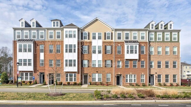 Foto del edificio - 4344 Bon Secours Pkwy