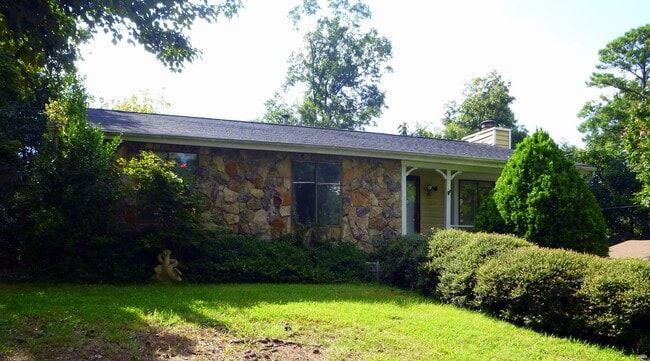 Photo - 4705 Midridge Dr House