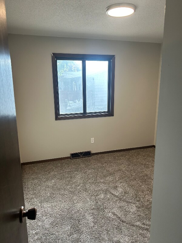 Building Photo - 1809 W 37th St