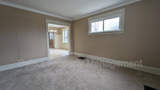 Foto del edificio - 347 W Williams