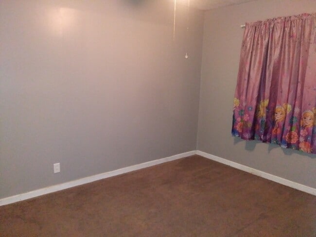 Building Photo - 1426 Plaza Pl