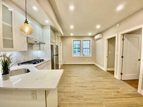 Building Photo - 89-21 69th Rd