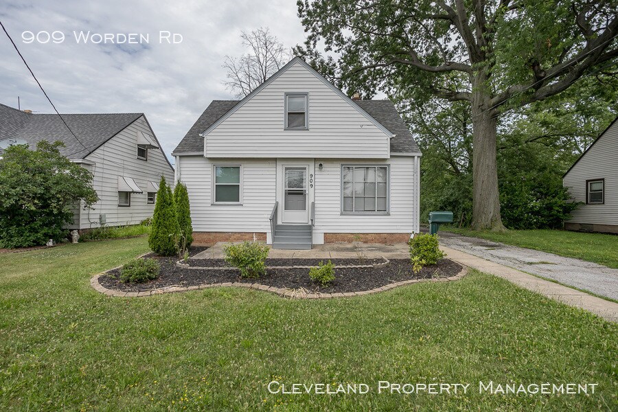 Fully renovated house House Rental in Wickliffe, OH