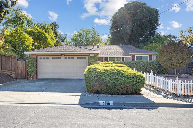 5466 Florida Dr