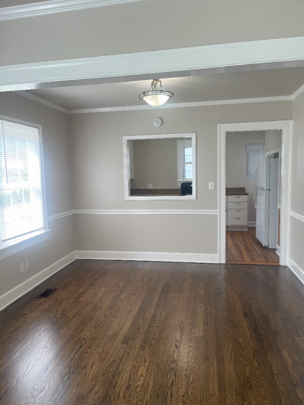 Foto del edificio - 1402 N Tennessee Blvd
