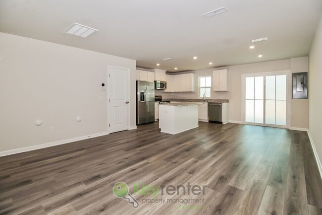 Building Photo - 3198 Edgemead Cir NW