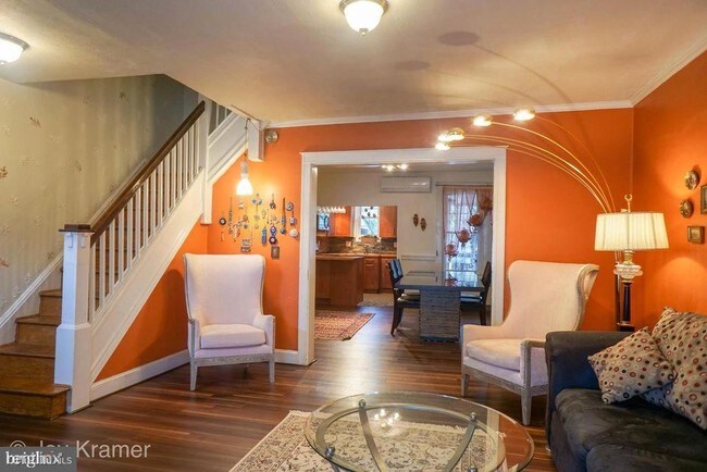 Foto del edificio - 2817 N Howard St