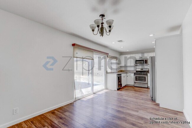 Foto del edificio - 7463 Black Oak Rd