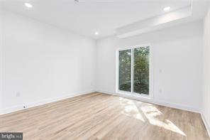 Foto del edificio - 3842 Fairmount Ave