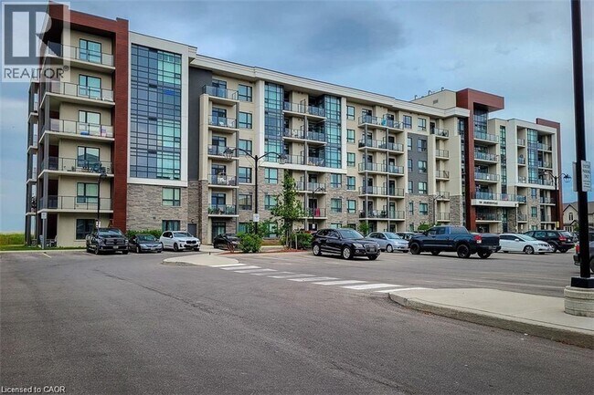 Building Photo - 101 Shoreview Pl