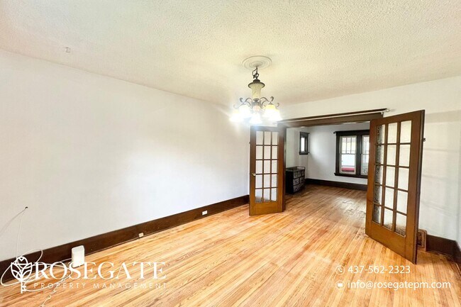 Building Photo - Spacious 4-Bedroom Home in East London – 1...