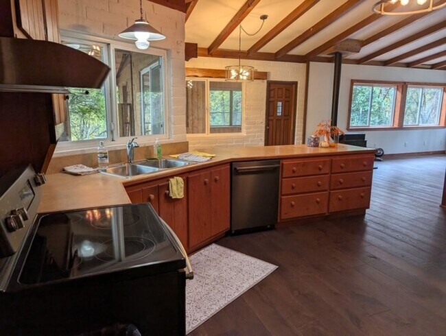 Foto del edificio - 3BD/2BA Home in Meadow Vista