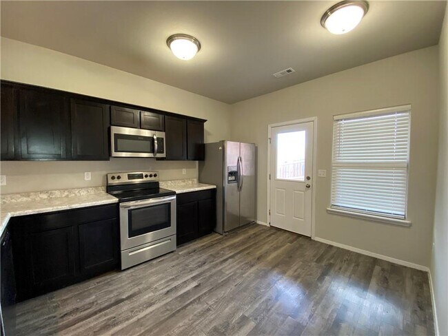 Foto del edificio - 6407 SW Warrington Rd