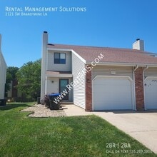 Building Photo - 2121 SW Brandywine Ln