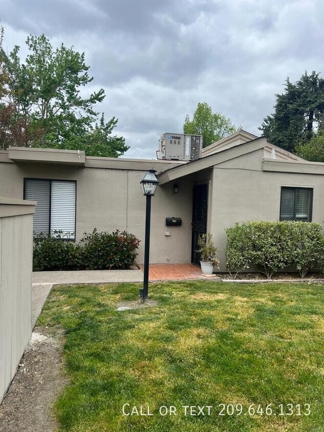 Primary Photo - 6734 Cumberland Pl