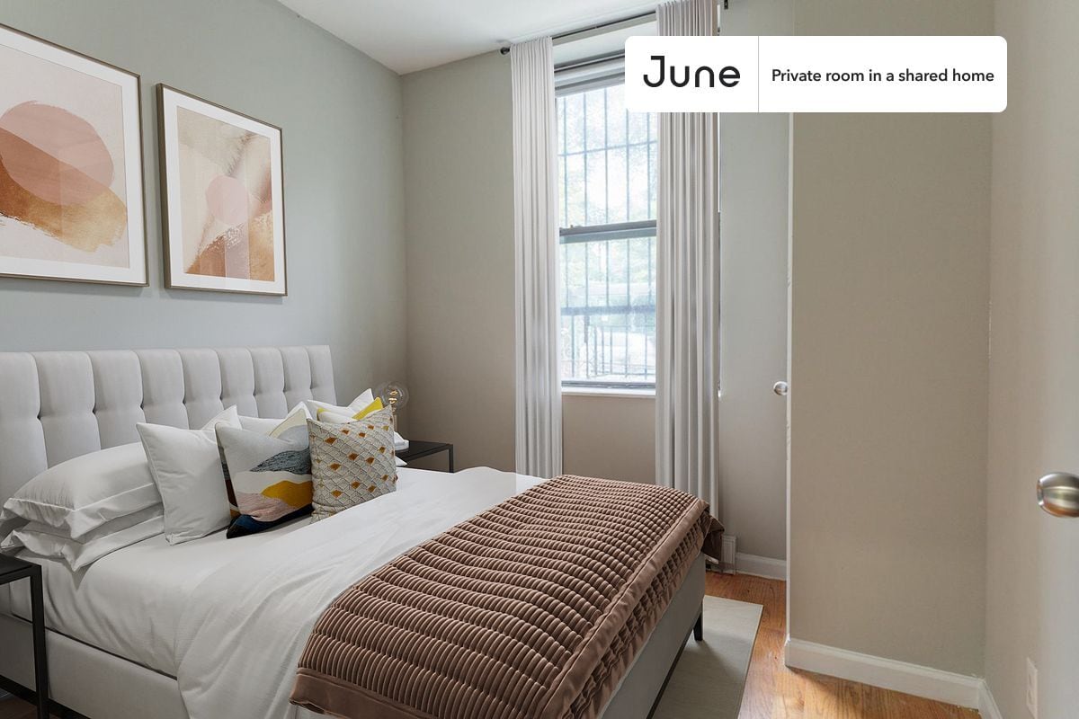 Room in Shared 4 bed/1.5 bath home - Room in Shared 4 bed/1.5 bath home