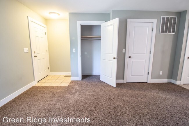 Foto del edificio - 850 Grand Ave NE