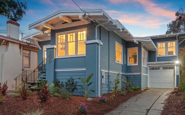 Building Photo - 500 Dimm St