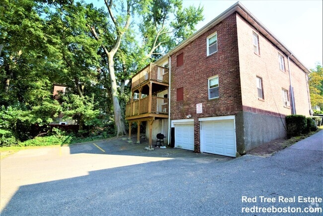 Building Photo - 11 Undine Rd
