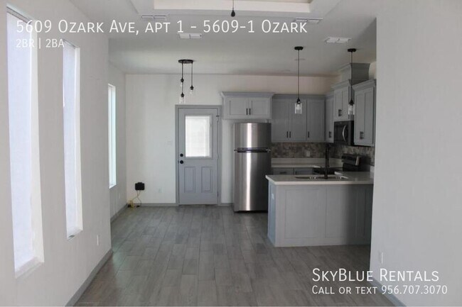 Foto del edificio - 5609 Ozark Ave