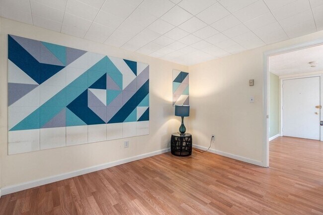 Building Photo - 5 Wampus Ave