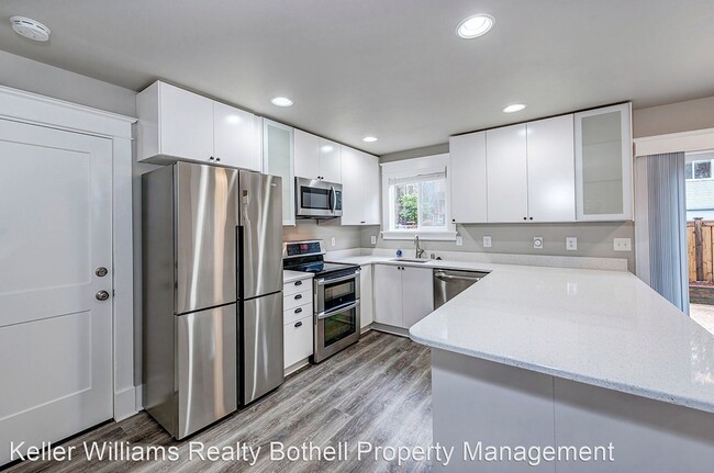 Building Photo - 3 br, 2.5 bath House - 26491 NE Valley St