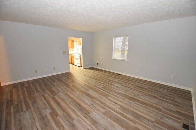 Foto del edificio - 2 Bedroom, 1 Bath House in Greenfield