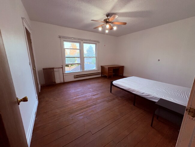 Foto del edificio - 2434 15th Ave