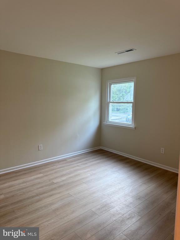 Foto del edificio - 405 Winding Way