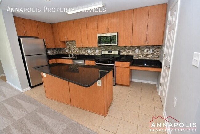 Foto del edificio - 1002 Primrose Rd