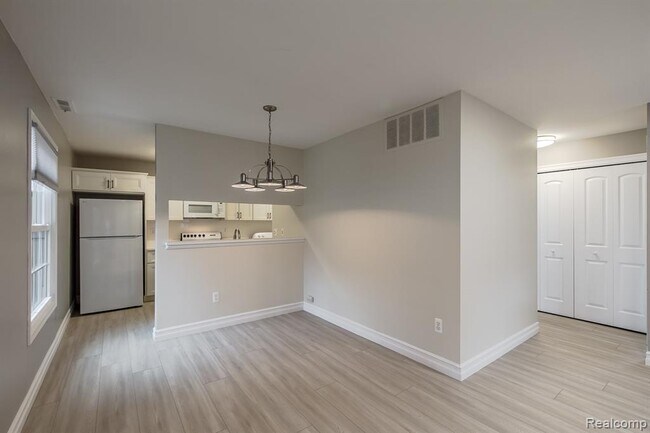 Building Photo - 2621 Thornbrier