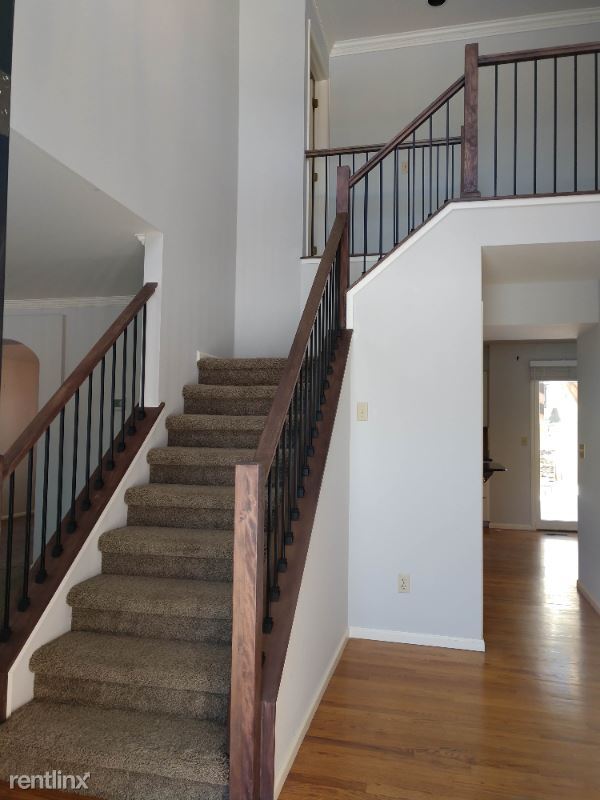 Foto del edificio - 5 br, 3.5 bath House - 4421 Rosegate Ct