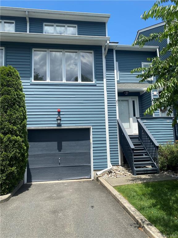39 Village Green, Bardonia, NY 10954 Townhome Rentals in Bardonia NY