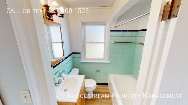 Foto del edificio - Spacious upstairs 1 bedroom, 1 bath house ...