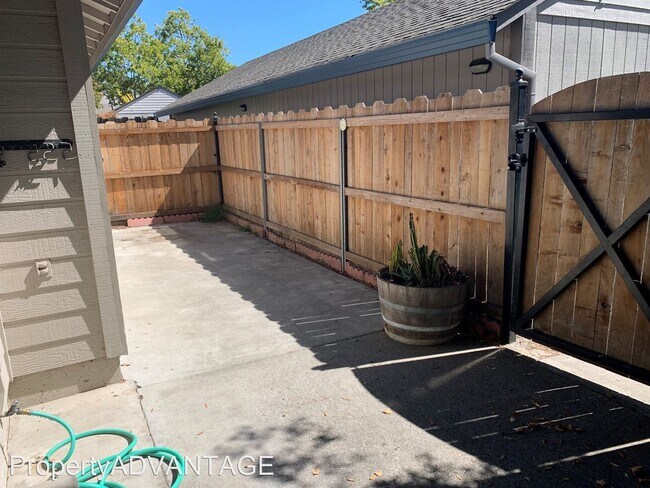 Foto del edificio - 2 br, 2 bath House - 396 Harvest Lane