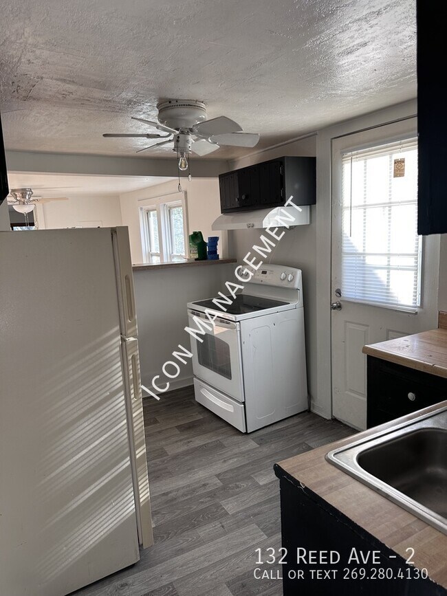 Foto del edificio - 132 Reed St