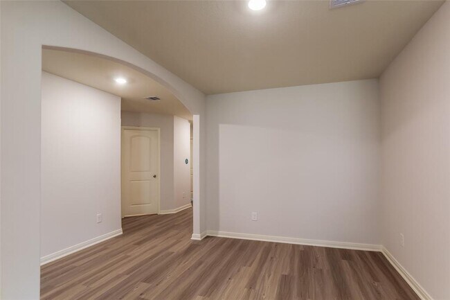 Building Photo - 10482 Red Cardinal Dr
