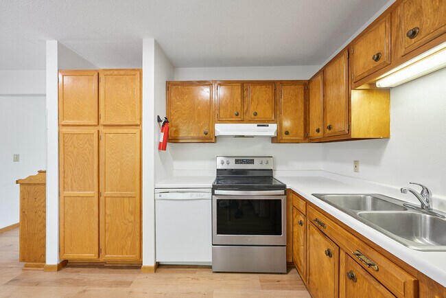 Foto del edificio - 1352 16th Ave S