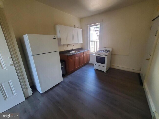 Foto del edificio - 645 N 3rd St