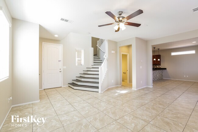Foto del edificio - 4148 Seclusion Bay Ave