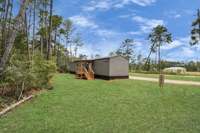 Building Photo - 1556 Brown Rd