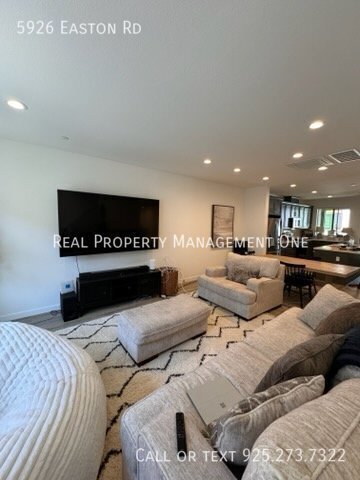 Foto del edificio - 5926 Easton Rd