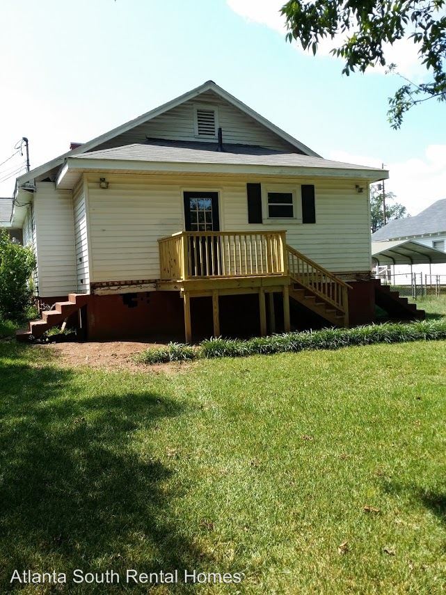 400 Lakeview St, Griffin, GA 30223 House Rental in Griffin, GA